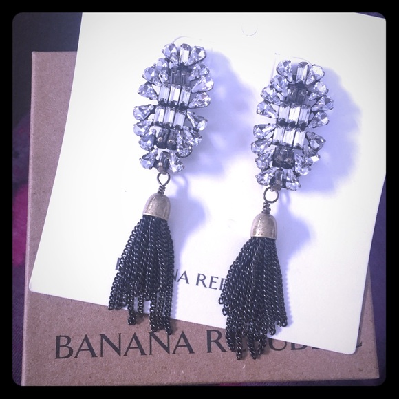 Banana Republic Jewelry - NWT!!! Banana Republic Earrings